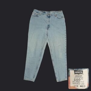 Levi's 550 Vintage 90s High Rise Tapered Mom Jeans Light Wash Plus Size 18W